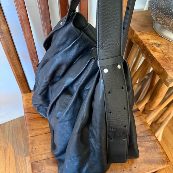 COS Black Leather Oversized Slouch Shoulder Bag - Picture 6 of 9